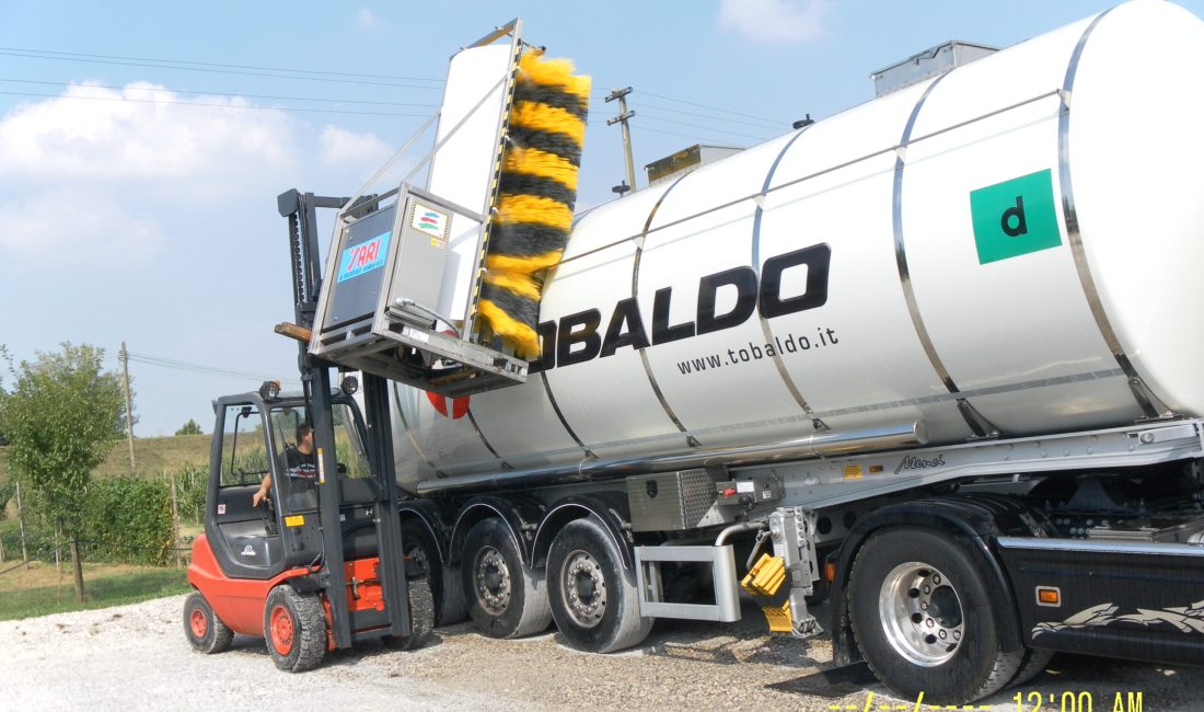 SAMSUNG DIGITAL CAMERA