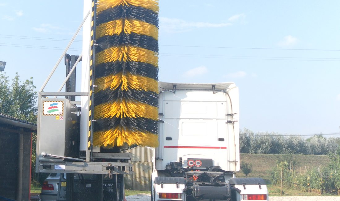 SAMSUNG DIGITAL CAMERA